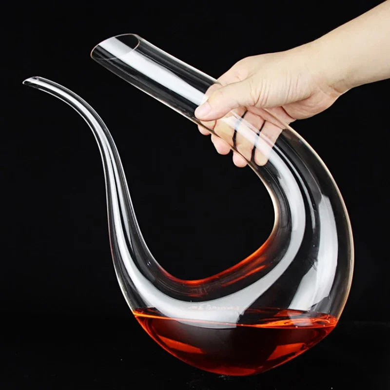Hand-Blown Crystal Wine Decanter – 1.5L - U-Shaped Aerator Carafe for Red & White Wine