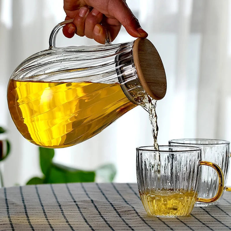 Alvero Glass Water Jug with Lid – Ribbed Kitchen Carafe