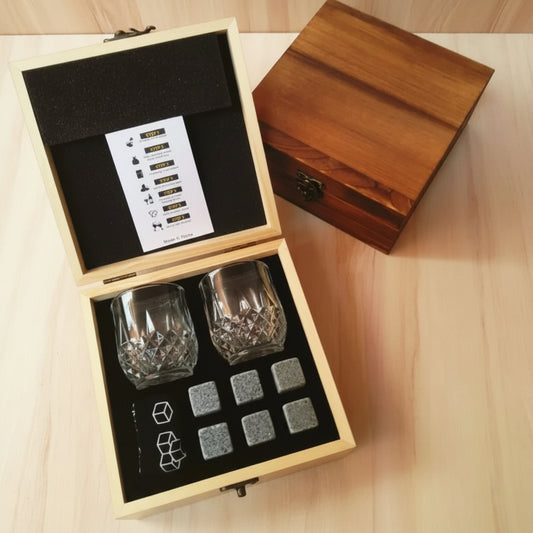 Aurello Whiskey Glass Gift Set – Crystal Glasses with Whiskey Stones & Wooden Box