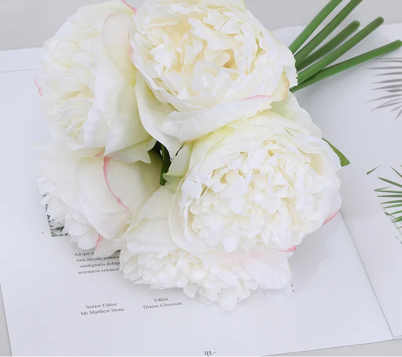 Peonia Bloom Bouquet – Silk Faux Peony Flower Arrangement with 5 Heads for Vase Styling, Wedding Flowers and Home Décor