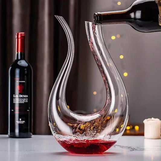 Hand-Blown Crystal Wine Decanter – 1.5L - U-Shaped Aerator Carafe for Red & White Wine
