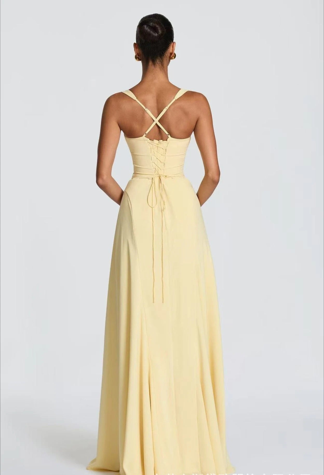 Zavelle Strappy Maxi Dress – Sweetheart Neckline Backless Yellow Occasion Dress